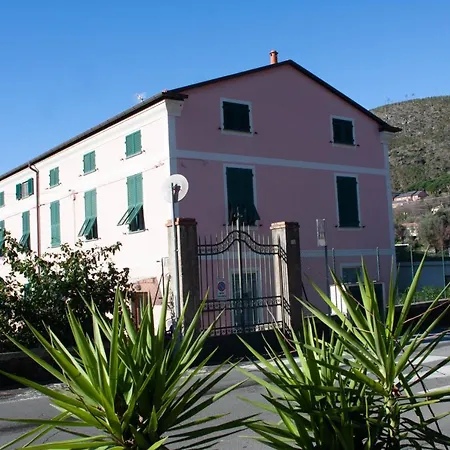 Sole&mare Apartment Levanto